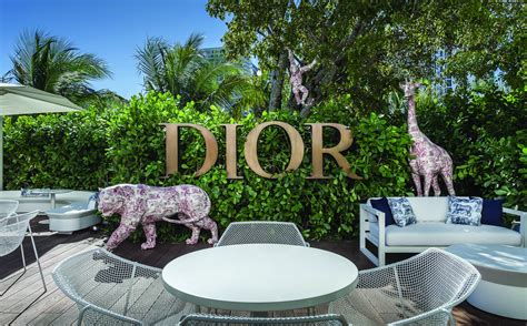 dior cafe reservation|cafe Dior design district.